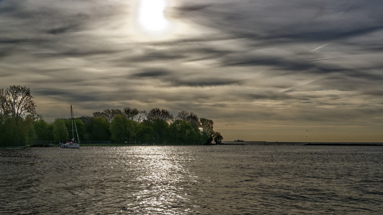 20140417 084106•Hoorn•North Holland•Netherlands